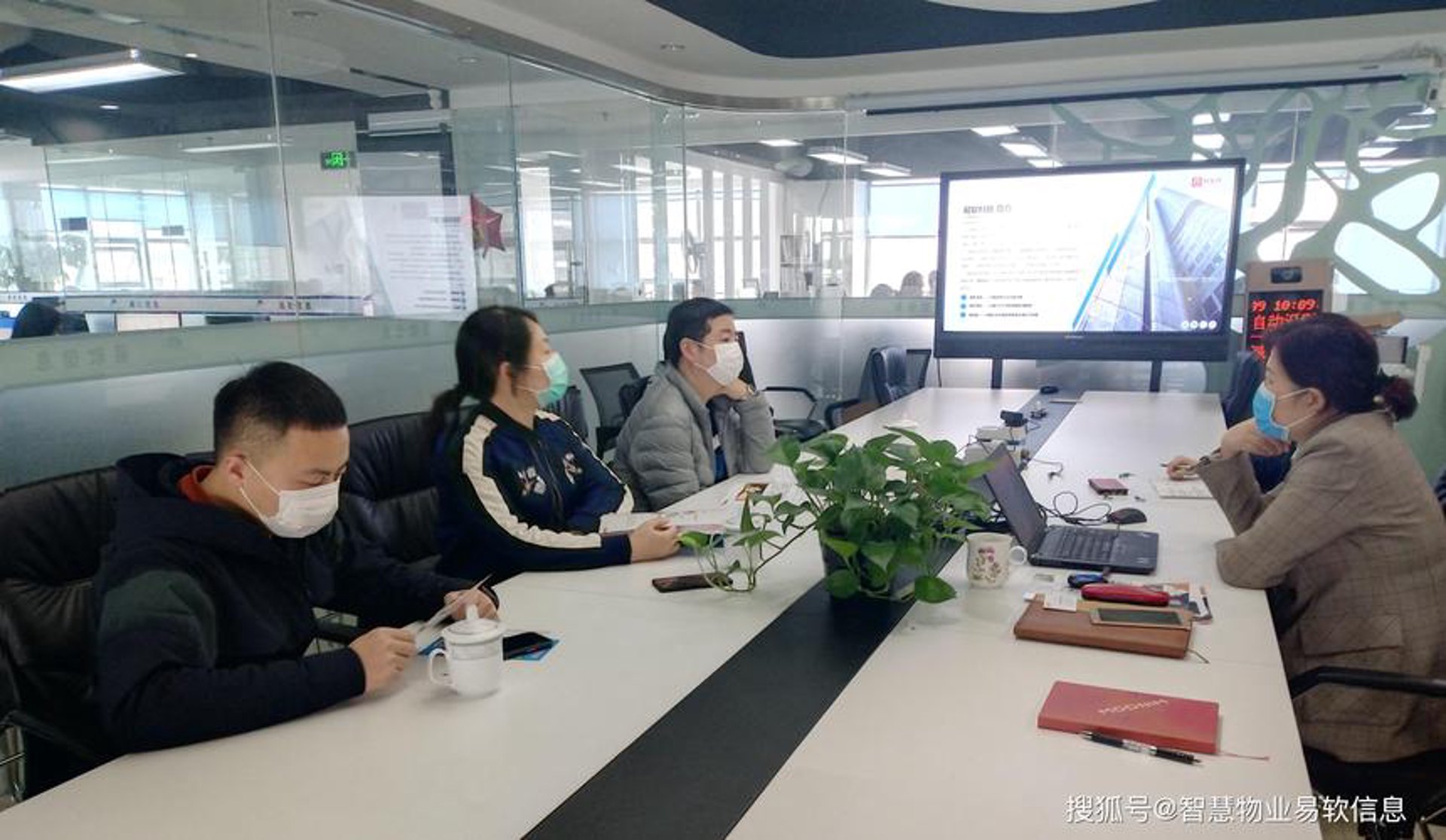 义乌水杯批发全攻略：杯壶批发市场拿货、一件代发与选品实战指南